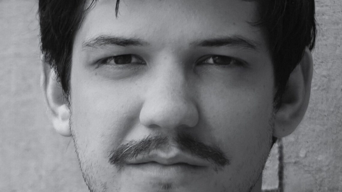 André Santa Rosa: Poesia entre passado e presente